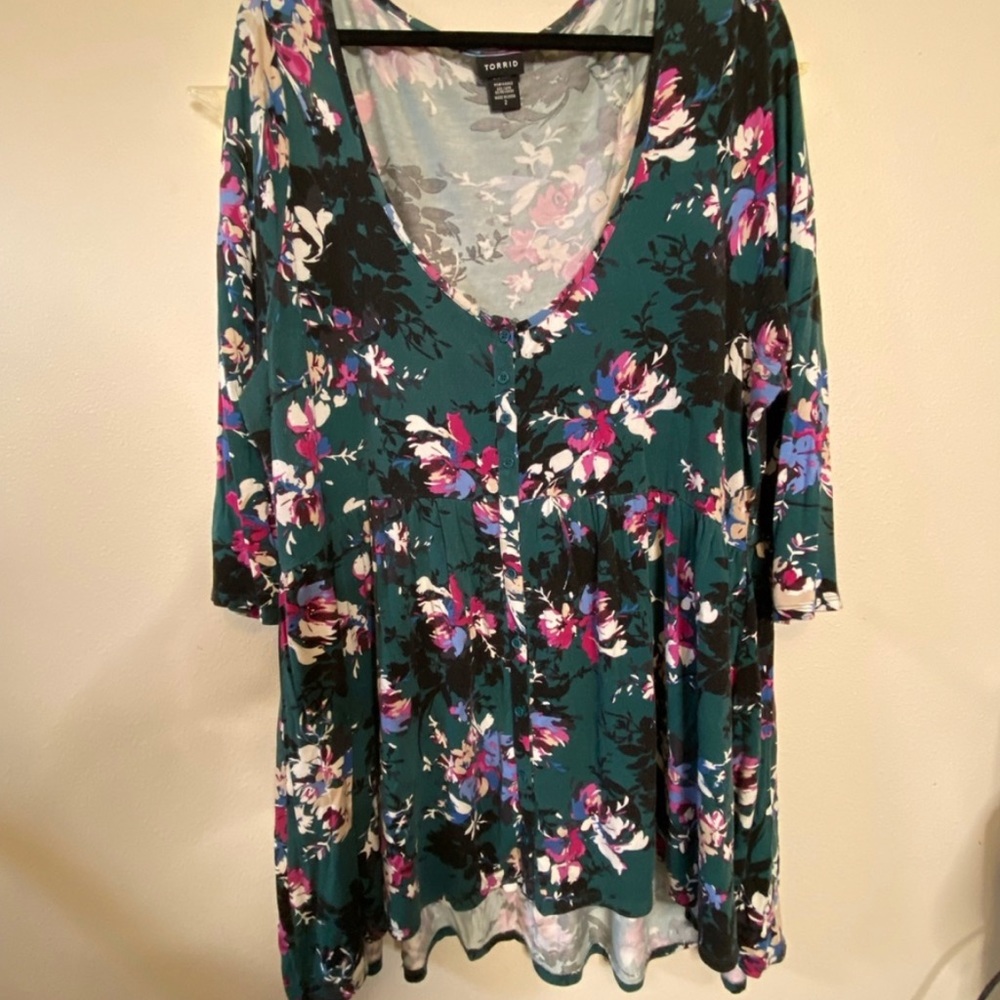 Torrid Short Sleeve Floral Top Super Soft 3X